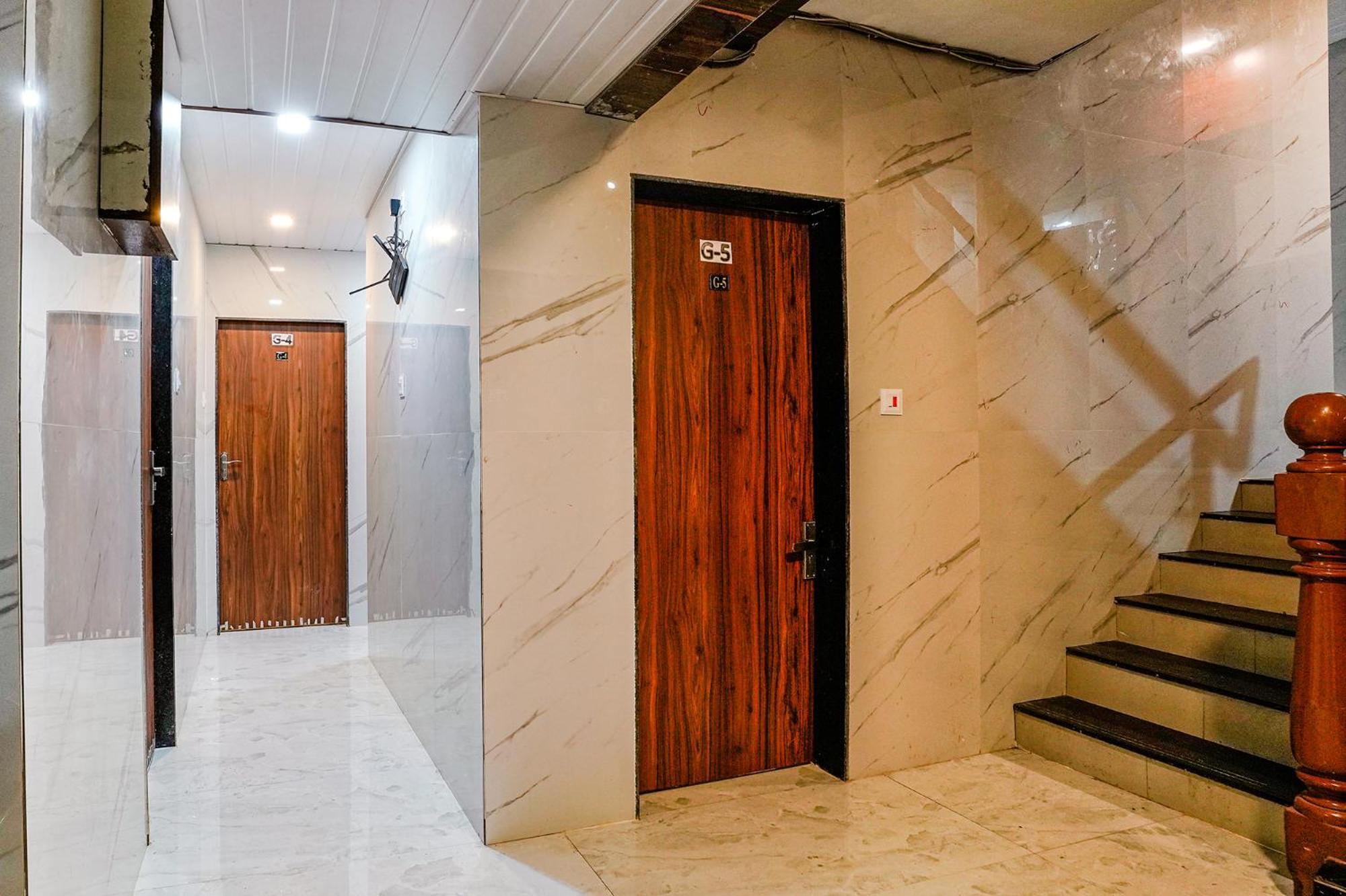Fabexpress Yatri Inn - Navi Mumbai Turambhe Ngoại thất bức ảnh