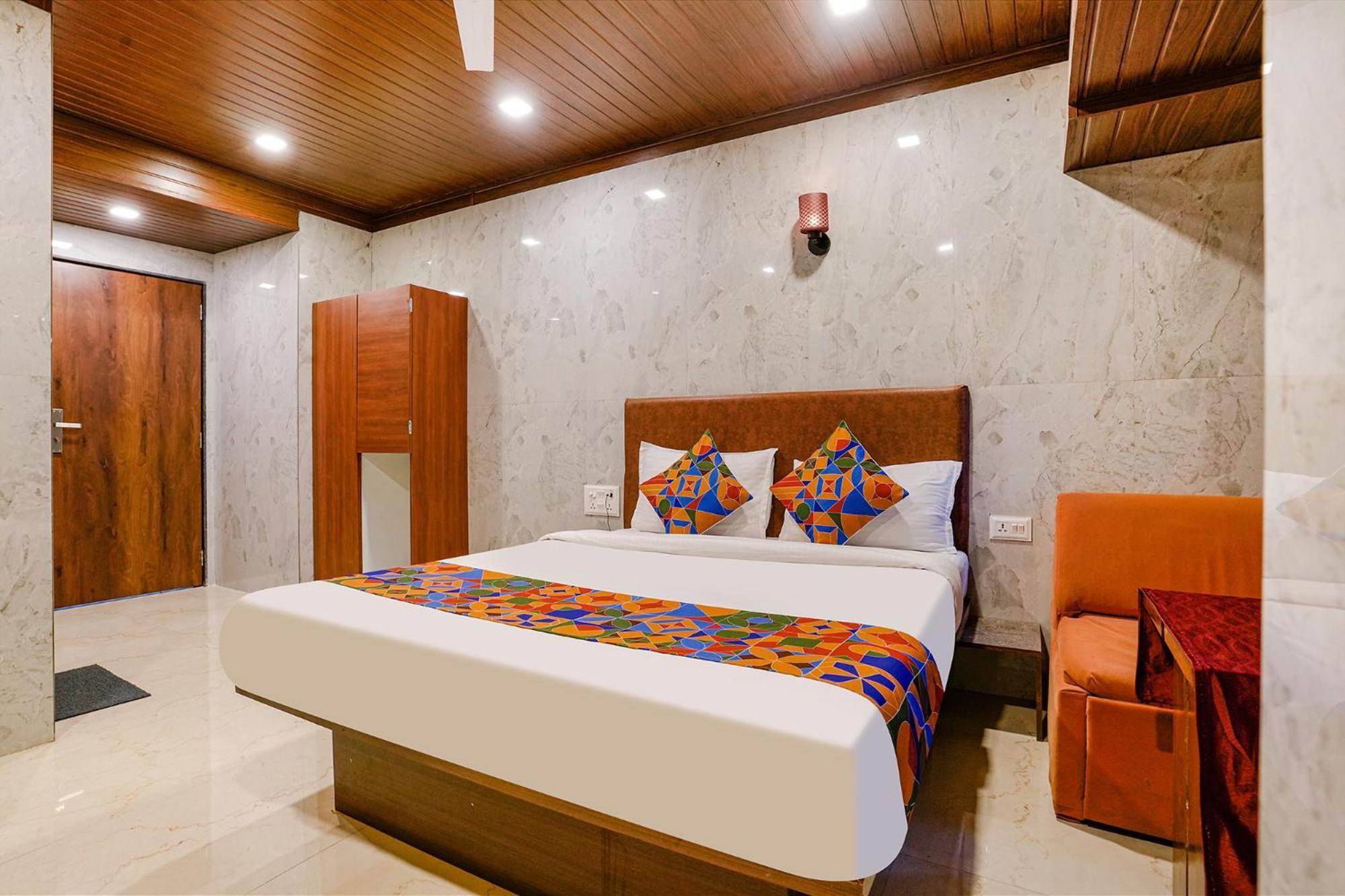 Fabexpress Yatri Inn - Navi Mumbai Turambhe Ngoại thất bức ảnh