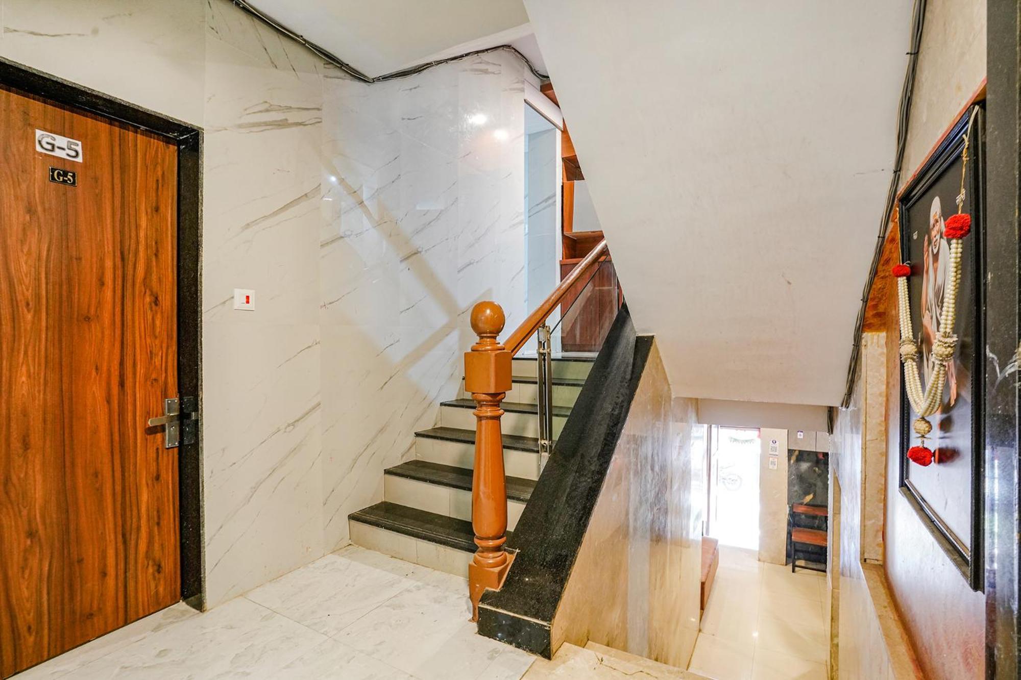 Fabexpress Yatri Inn - Navi Mumbai Turambhe Ngoại thất bức ảnh