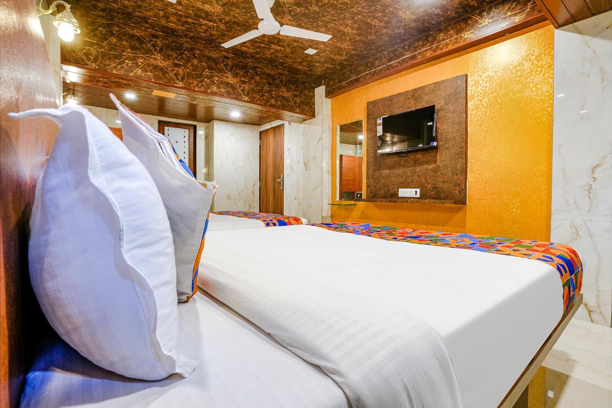Fabexpress Yatri Inn - Navi Mumbai Turambhe Ngoại thất bức ảnh